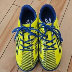 Umbro サッカーシューズ 19cm