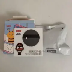 POP MART crybaby ステッカー THE ROBBER