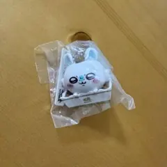 ちいかわ くら寿司 ビッくらポン マスコットチャーム モモンガ