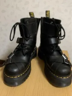 JADON STRAP 8 ホール ブーツ(BLACK, 25cm（UK6）)