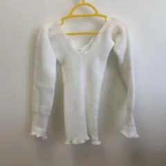 ホワイト Vネック ニット