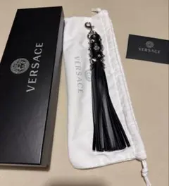 2026年最新】versace キーホルダーの人気アイテム - メルカリ