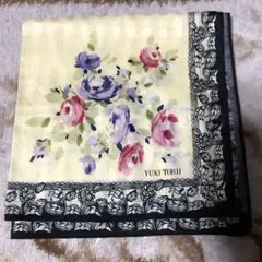 YUKI TORII 花柄 ハンカチのサムネイル