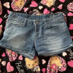 ♥AZUL BY MOUSSYのデニムショートパンツ