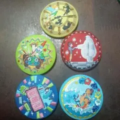 ディズニー刺繍缶バッジ　5個セット