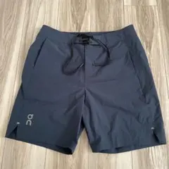 ON パフォーマンスハイブリッドショーツ