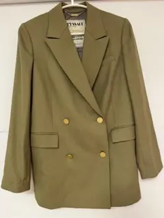 Item thumbnail for item 28df7a0e-d124-4b90-bb11-508b0d18faeb