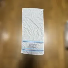 Nike グレー ストライプ フェイスタオル