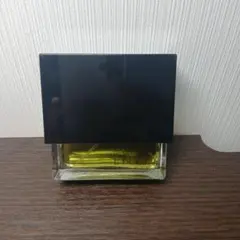 GUCCI ENYA グリーン香水 四角形ボトル - メルカリ