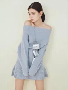 【美品】Lily brown オフショルダーラメニットセットアップ