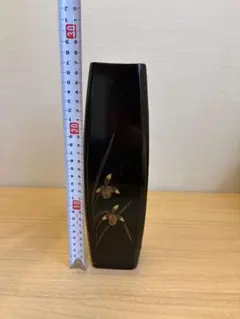漆器 花瓶 黒地 金蒔絵風 花柄 - メルカリ