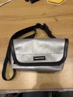 【希少】FREITAG F42 メッセンジャーバッグ　ブラック　グレー 希少】FREITAG F42 メッセンジャーバッグ ブラック グレー
