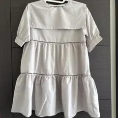 薄いグレー 半袖フリルチュニックのサムネイル