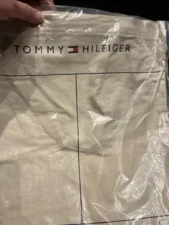 TOMMY HILFIGER ショップ袋 ベージュ