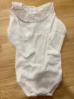 【未使用】 Bonpoint ホワイトロンパース 襟付き （ピンク系刺繍）