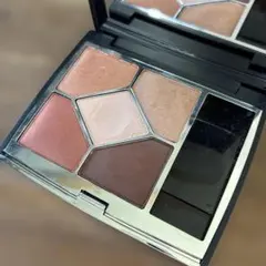 ディオール　サンククルールクチュール　519 ヌードダンテル