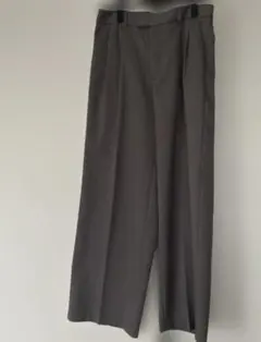 ツータックパンツ