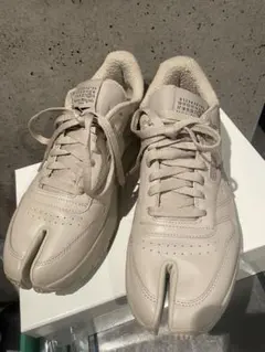 完売品！Reebok×Maison Margiela タビスニーカー　ソックス付のサムネイル