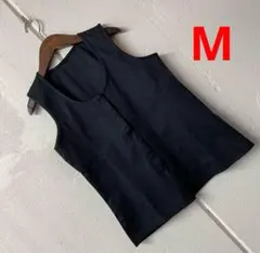 訳ありMサイズ防風保温ストレッチベスト黒　定価2629円