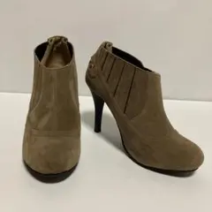 ブラウン　スエード 高ヒール ブーティ