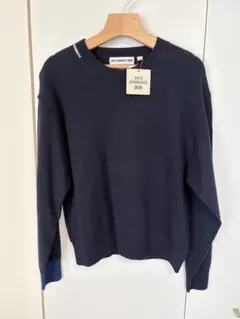 ユニクロ　ANYA HINDMARCH プレミアムラムクルーネックセーター