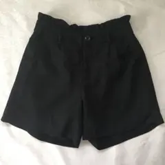 ショートパンツ　ブラック