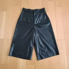 ラウンジドレス　エコレザー　バミューダショートパンツ
