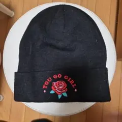 H&M ニット帽 YOU GO GIRL 刺繍 ブラックのサムネイル