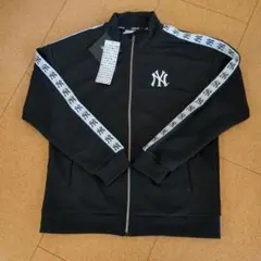 新品　ニューヨーク・ヤンキース　 ジャケット/ジャージ