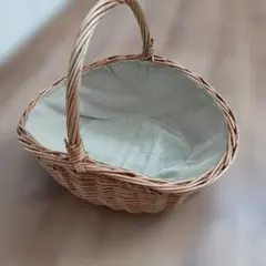 ラタン製中型バスケット　食品　ウエディング