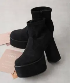 厚底太ヒール スクエアトゥ ストレッチブーツ