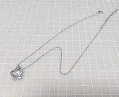 ハート型クリスタルネックレス