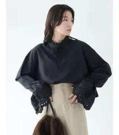 美品 オシャレ　フリル シャツ ブラウス　ブラック