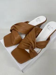 Item thumbnail for item e3421fbf-6528-4398-92e6-3a75e2d8316a