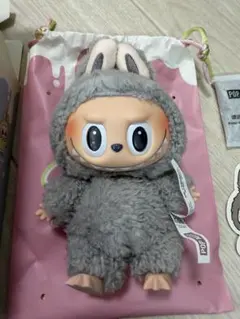 THE MONRTERS❤️ラブブ マカロンSesame Bean