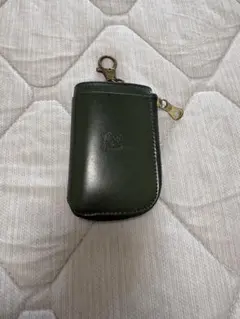 IL BISONTE キーケース クロコ型押し ダークグリーン - メルカリ