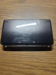 Nintendo 3DS 本体 ブラック 充電器、タッチペン付き