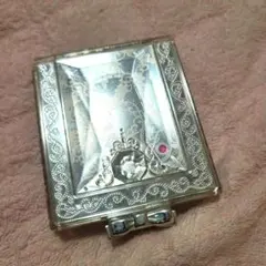 【限定パッケージ】ジルスチュアート リボンクチュール アイズ 09