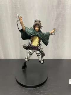 進撃の巨人　ハンジ　フィギュア