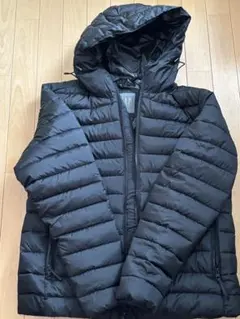 GAP ブラックダウンジャケット M