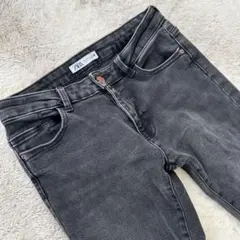 ZARAレディースブラックスキニーデニム　38
