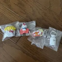 ハローキティ アメリカンデザイン めじるしアクセサリー 4点セット