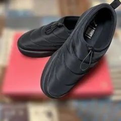 PUMA ブラック スリッポン