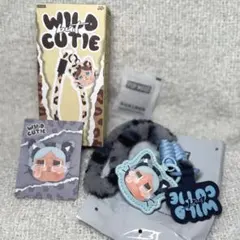 【新品】CRYBABY Wild but Cutie フォンチャーム デニム