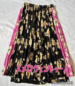 美品✨N°21ヌメロヴェントゥーノ☆花柄プリーツロングスカートシルク絹38のサムネイル