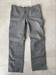 グリーンレーベル　グレー チノパン