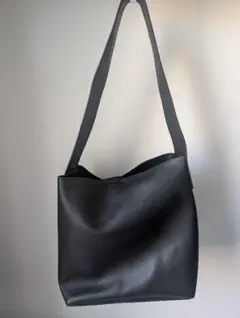 EFOLE　ショルダーバッグのサムネイル