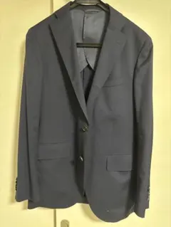 universal language ネイビースーツ