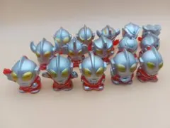 ②ウルトラマンシリーズ 指人形 ソフビ フィギュア 15個セット