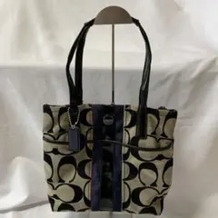 美品COACH トートバッグ ベージュ/ブラック/ネイビー